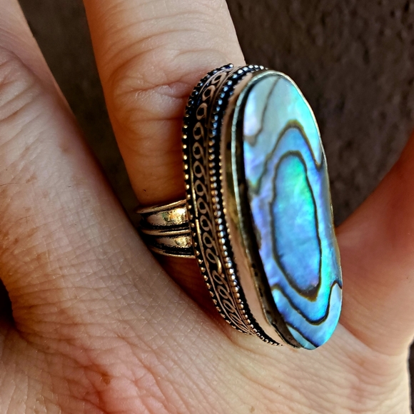 New Oversized Abalone Shell 925 Silver Statement Ring. - Picture 5 of 12